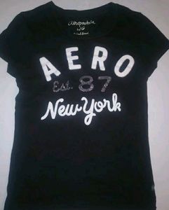 Aeropostale women/juniors size L  black t-shirt